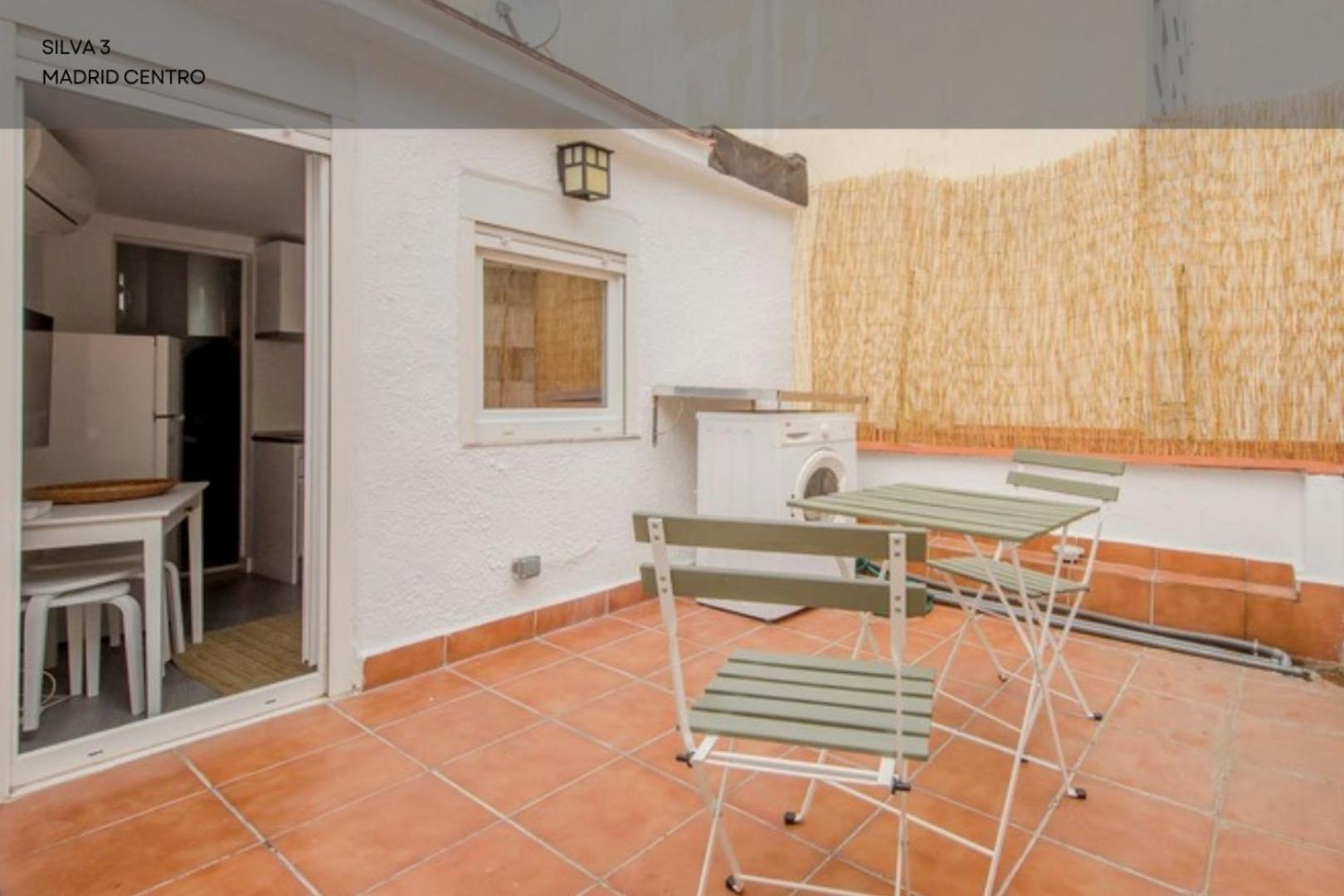 Atico Calle Silva Para 3Pax Con Terraza Esquina Con Gran Via E2 Madrid Exteriér fotografie